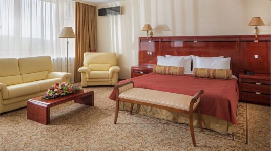 Джуниор сюит