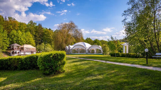 Летняя площадка Лебяжий остров