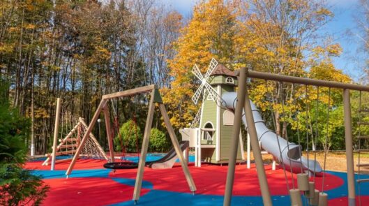 Детская площадка